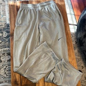 Gray Nike sweats thermal
